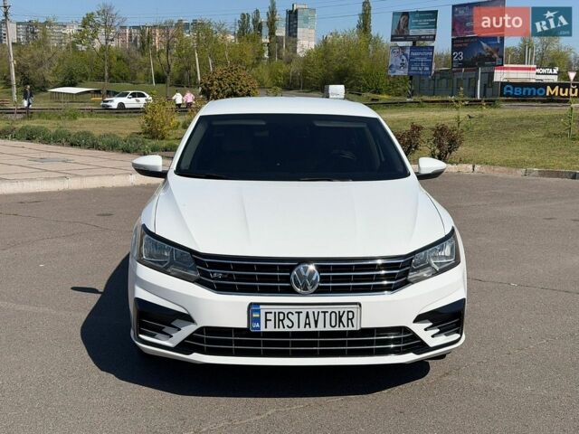 Білий Фольксваген Пассат, об'ємом двигуна 1.8 л та пробігом 118 тис. км за 13900 $, фото 1 на Automoto.ua