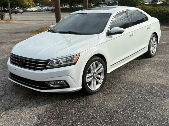 Белый Фольксваген Пассат, объемом двигателя 1.8 л и пробегом 71 тыс. км за 2600 $, фото 1 на Automoto.ua