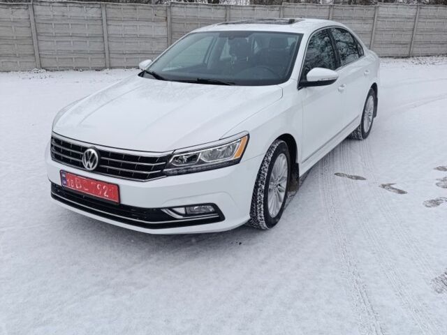 Білий Фольксваген Пассат, об'ємом двигуна 2 л та пробігом 266 тис. км за 11800 $, фото 1 на Automoto.ua