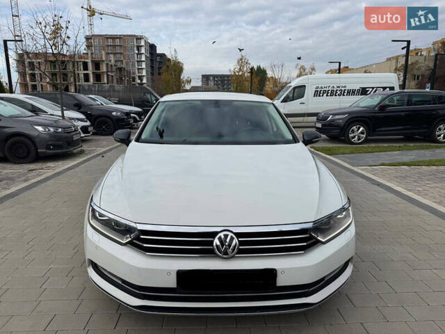 Белый Фольксваген Пассат, объемом двигателя 1.97 л и пробегом 193 тыс. км за 15999 $, фото 1 на Automoto.ua