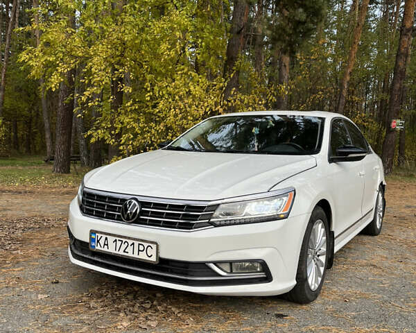Фольксваген Пассат 2016 в Киеве на Automoto.ua Белый Фольксваген Пассат, объемом двигателя 1.8 л и пробегом 160 тыс. км за 11000 $, фото 1 на Automoto.ua