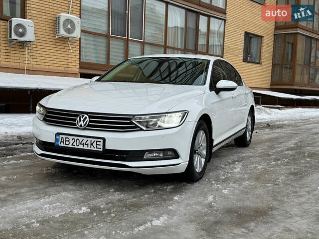 Білий Фольксваген Пассат, об'ємом двигуна 1.97 л та пробігом 194 тис. км за 15499 $, фото 1 на Automoto.ua