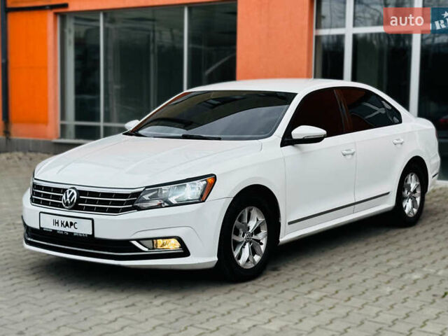 Белый Фольксваген Пассат, объемом двигателя 1.8 л и пробегом 205 тыс. км за 9100 $, фото 1 на Automoto.ua
