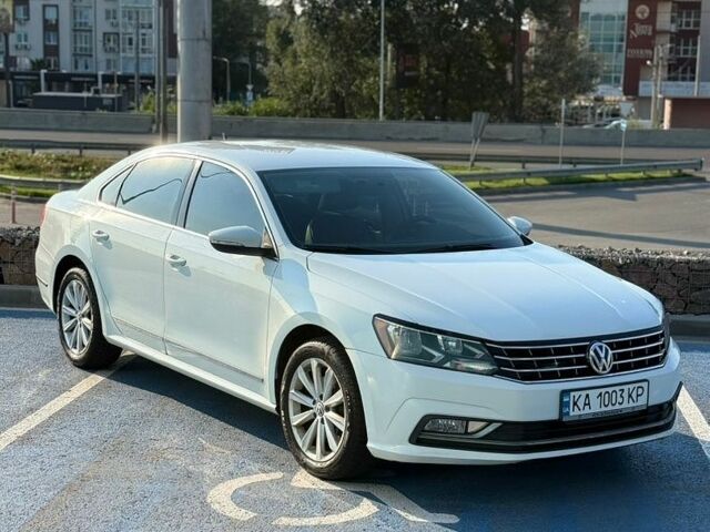 Белый Фольксваген Пассат, объемом двигателя 1.78 л и пробегом 181 тыс. км за 9400 $, фото 1 на Automoto.ua