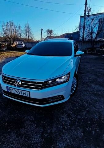 Білий Фольксваген Пассат, об'ємом двигуна 1.8 л та пробігом 110 тис. км за 13400 $, фото 1 на Automoto.ua