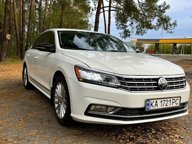 Белый Фольксваген Пассат, объемом двигателя 1.8 л и пробегом 161 тыс. км за 11000 $, фото 1 на Automoto.ua