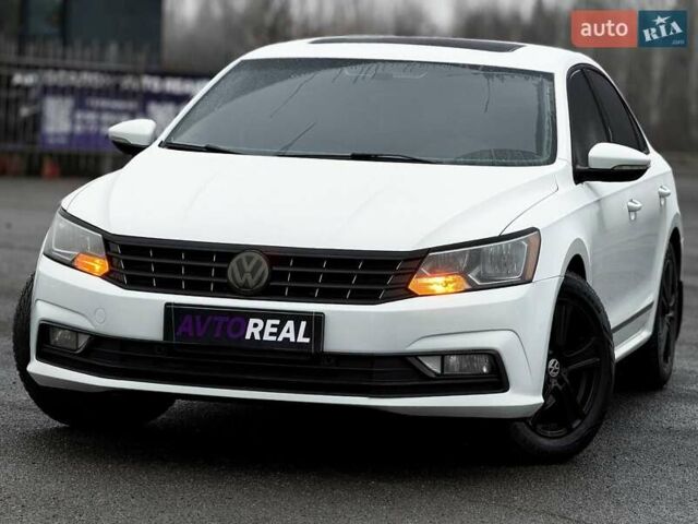 Белый Фольксваген Пассат, объемом двигателя 1.8 л и пробегом 163 тыс. км за 14700 $, фото 1 на Automoto.ua