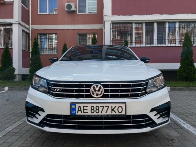 Білий Фольксваген Пассат, об'ємом двигуна 1.8 л та пробігом 146 тис. км за 14000 $, фото 1 на Automoto.ua
