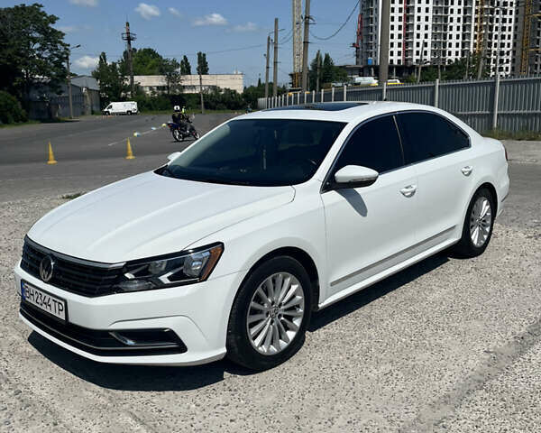 Білий Фольксваген Пассат, об'ємом двигуна 1.8 л та пробігом 77 тис. км за 14000 $, фото 1 на Automoto.ua