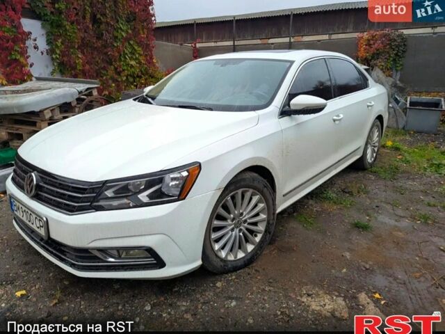 Білий Фольксваген Пассат, об'ємом двигуна 1.8 л та пробігом 101 тис. км за 12700 $, фото 1 на Automoto.ua