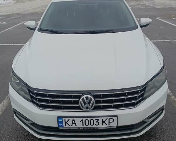 Белый Фольксваген Пассат, объемом двигателя 1.8 л и пробегом 176 тыс. км за 10800 $, фото 1 на Automoto.ua