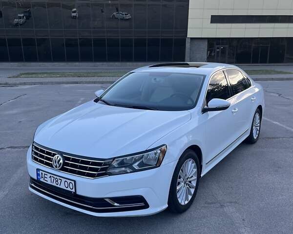 Білий Фольксваген Пассат, об'ємом двигуна 1.8 л та пробігом 118 тис. км за 13300 $, фото 1 на Automoto.ua