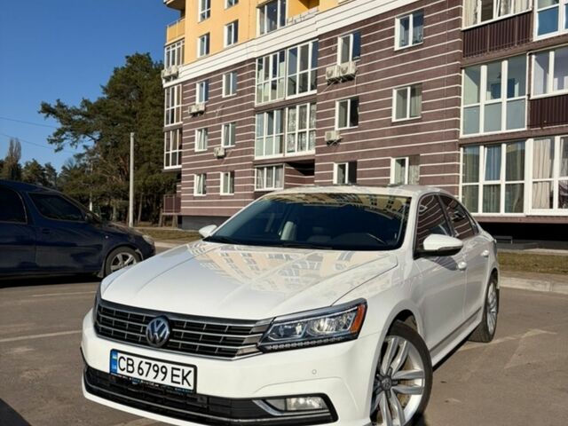 Білий Фольксваген Пассат, об'ємом двигуна 1.8 л та пробігом 136 тис. км за 16200 $, фото 1 на Automoto.ua