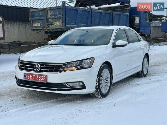 Белый Фольксваген Пассат, объемом двигателя 1.8 л и пробегом 155 тыс. км за 11900 $, фото 1 на Automoto.ua