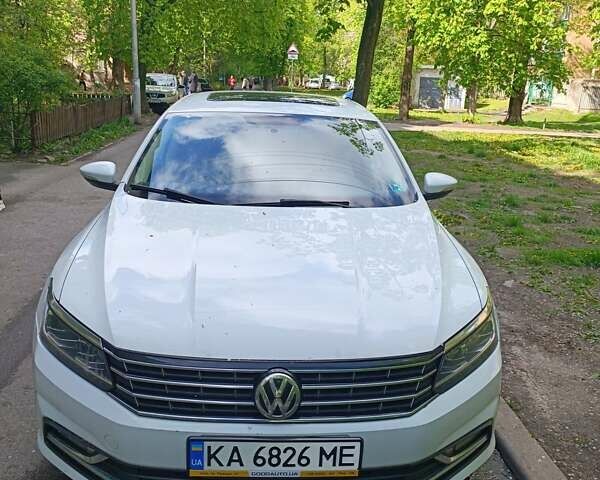 Білий Фольксваген Пассат, об'ємом двигуна 1.8 л та пробігом 195 тис. км за 13800 $, фото 1 на Automoto.ua