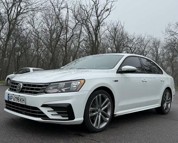 Білий Фольксваген Пассат, об'ємом двигуна 1.98 л та пробігом 135 тис. км за 16000 $, фото 1 на Automoto.ua