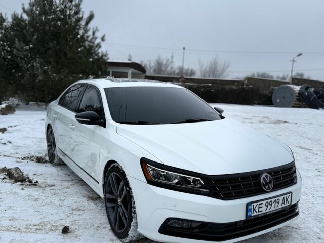 Білий Фольксваген Пассат, об'ємом двигуна 1.8 л та пробігом 135 тис. км за 15000 $, фото 1 на Automoto.ua