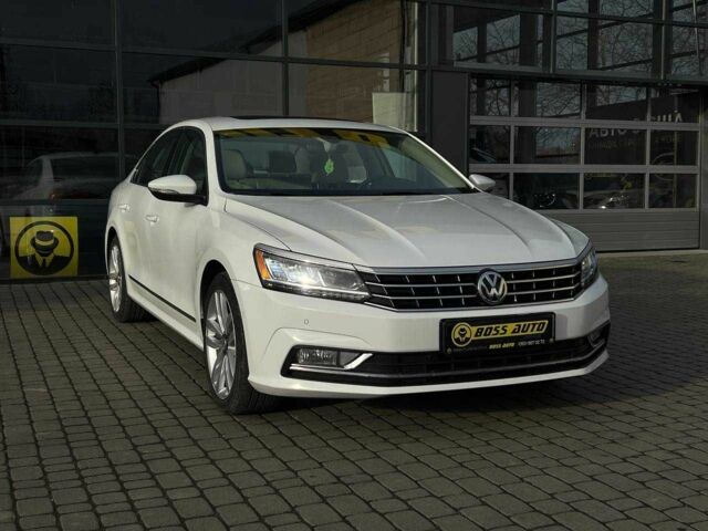 Белый Фольксваген Пассат, объемом двигателя 1.8 л и пробегом 178 тыс. км за 14200 $, фото 1 на Automoto.ua