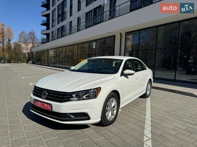 Белый Фольксваген Пассат, объемом двигателя 2 л и пробегом 148 тыс. км за 10500 $, фото 1 на Automoto.ua