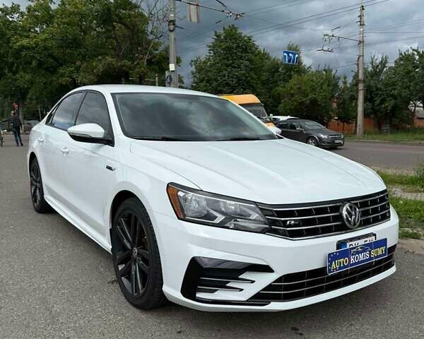 Белый Фольксваген Пассат, объемом двигателя 1.98 л и пробегом 140 тыс. км за 15600 $, фото 1 на Automoto.ua