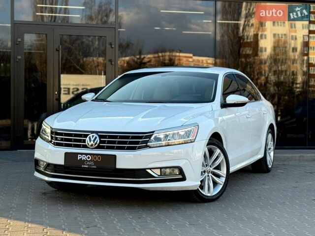 Белый Фольксваген Пассат, объемом двигателя 2 л и пробегом 120 тыс. км за 14400 $, фото 1 на Automoto.ua