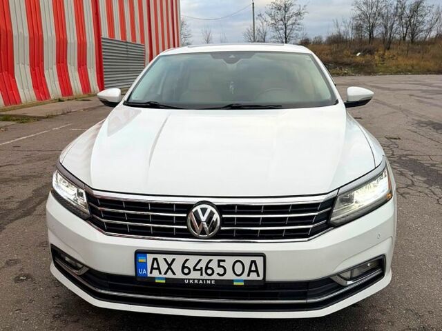 Белый Фольксваген Пассат, объемом двигателя 1.8 л и пробегом 108 тыс. км за 17500 $, фото 1 на Automoto.ua