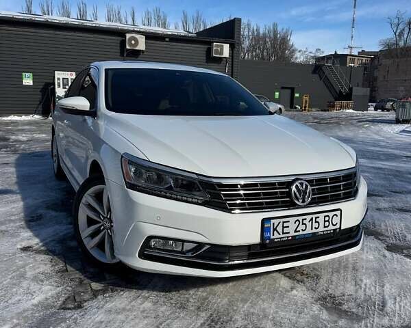 Білий Фольксваген Пассат, об'ємом двигуна 1.8 л та пробігом 148 тис. км за 15500 $, фото 1 на Automoto.ua