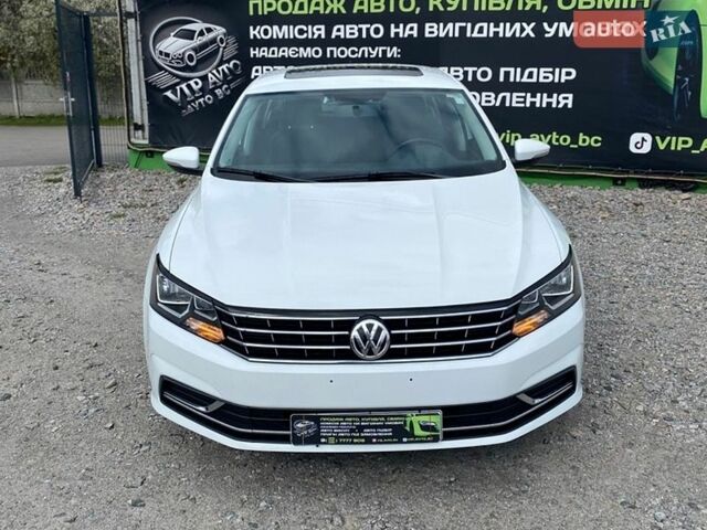 Белый Фольксваген Пассат, объемом двигателя 1.8 л и пробегом 158 тыс. км за 13800 $, фото 1 на Automoto.ua