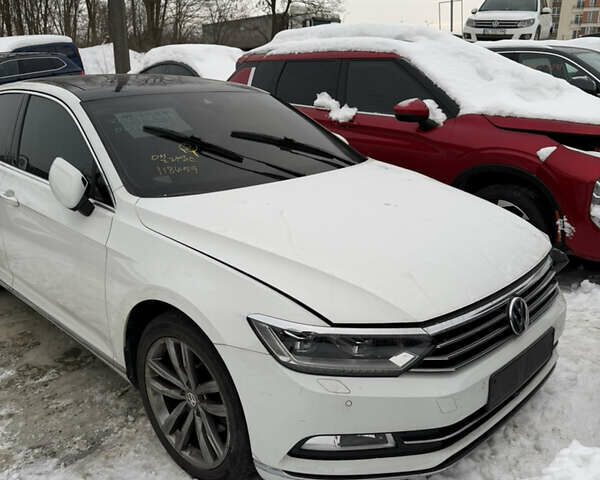 Білий Фольксваген Пассат, об'ємом двигуна 2 л та пробігом 91 тис. км за 16200 $, фото 1 на Automoto.ua