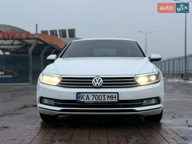 Білий Фольксваген Пассат, об'ємом двигуна 1.97 л та пробігом 250 тис. км за 18500 $, фото 1 на Automoto.ua