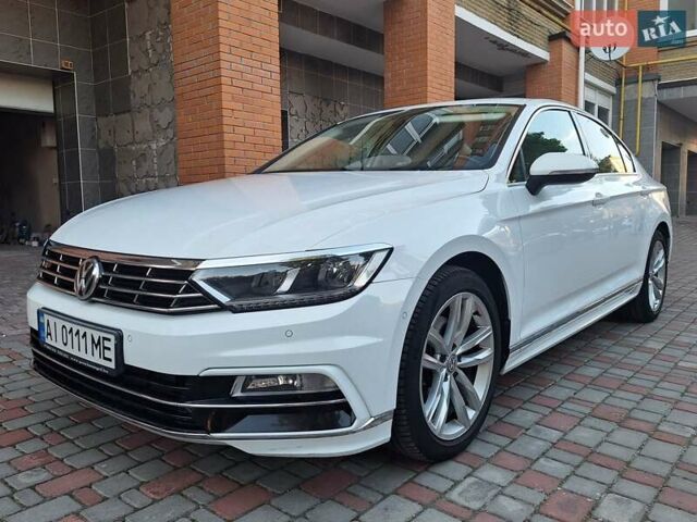 Белый Фольксваген Пассат, объемом двигателя 2 л и пробегом 200 тыс. км за 22000 $, фото 1 на Automoto.ua