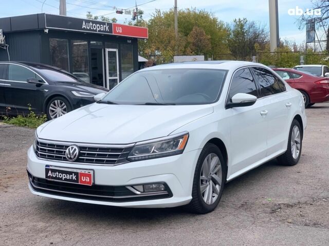 Білий Фольксваген Пассат, об'ємом двигуна 2 л та пробігом 152 тис. км за 16490 $, фото 1 на Automoto.ua