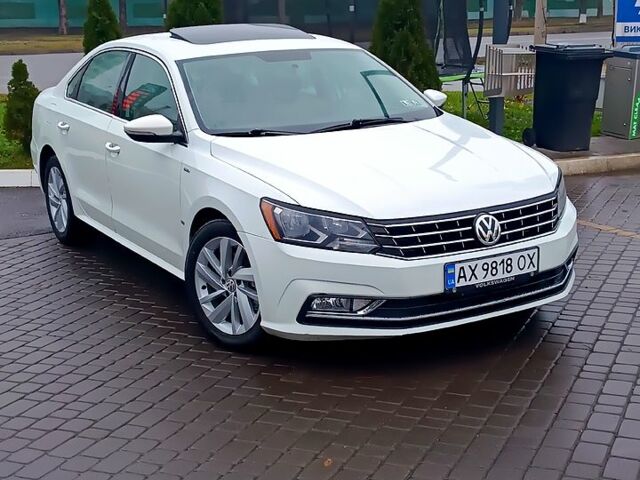 Белый Фольксваген Пассат, объемом двигателя 2 л и пробегом 167 тыс. км за 11770 $, фото 1 на Automoto.ua