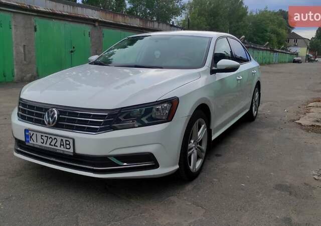 Белый Фольксваген Пассат, объемом двигателя 2 л и пробегом 157 тыс. км за 12200 $, фото 1 на Automoto.ua