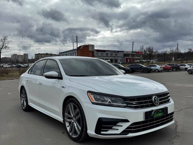 Білий Фольксваген Пассат, об'ємом двигуна 2 л та пробігом 125 тис. км за 14650 $, фото 1 на Automoto.ua