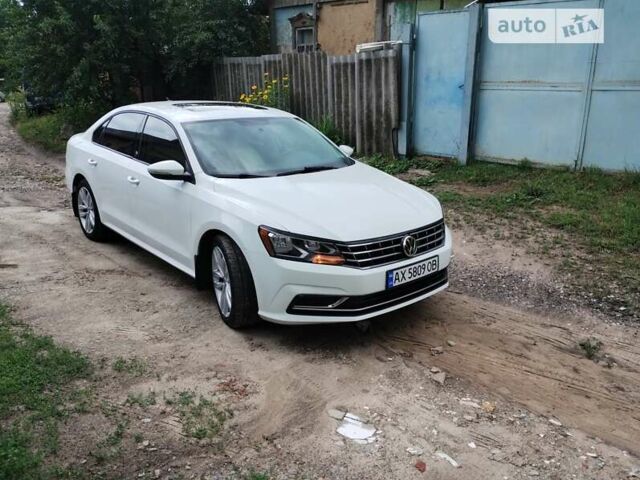 Білий Фольксваген Пассат, об'ємом двигуна 1.98 л та пробігом 136 тис. км за 16700 $, фото 1 на Automoto.ua