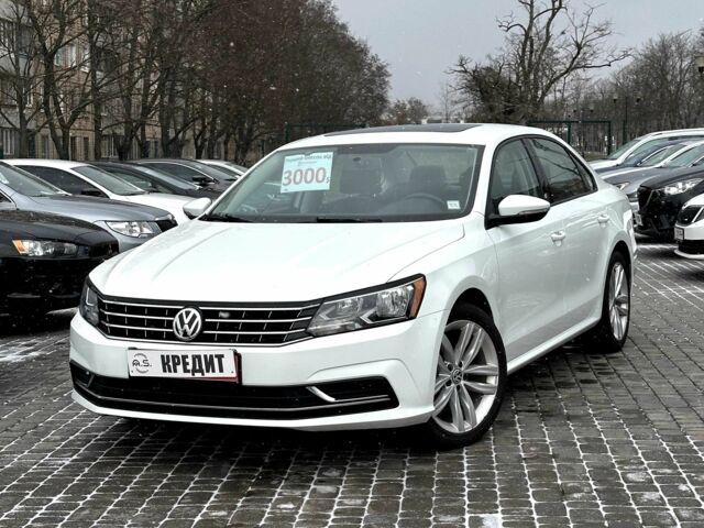 Белый Фольксваген Пассат, объемом двигателя 2 л и пробегом 105 тыс. км за 15250 $, фото 1 на Automoto.ua