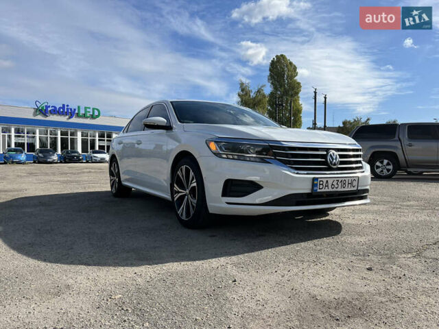 Белый Фольксваген Пассат, объемом двигателя 2 л и пробегом 80 тыс. км за 17300 $, фото 1 на Automoto.ua