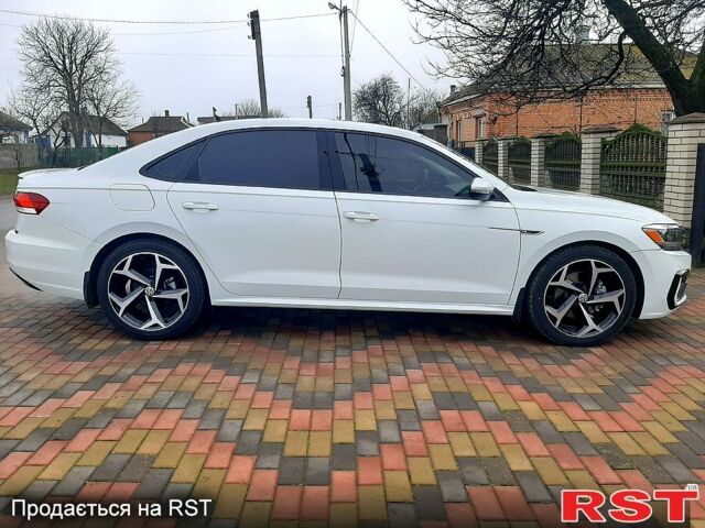 Білий Фольксваген Пассат, об'ємом двигуна 2 л та пробігом 115 тис. км за 20750 $, фото 1 на Automoto.ua