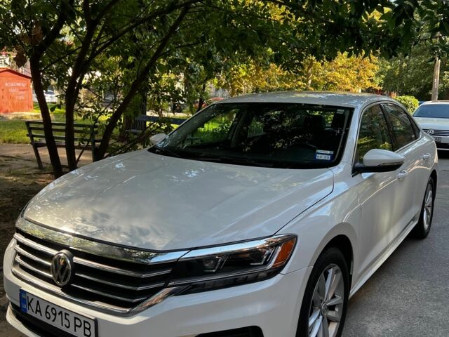 Белый Фольксваген Пассат, объемом двигателя 2 л и пробегом 99 тыс. км за 14500 $, фото 1 на Automoto.ua