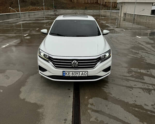 Белый Фольксваген Пассат, объемом двигателя 1.98 л и пробегом 111 тыс. км за 18800 $, фото 1 на Automoto.ua