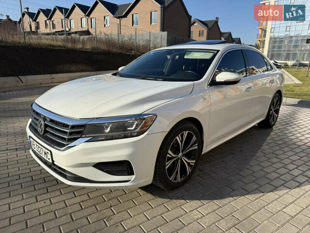 Белый Фольксваген Пассат, объемом двигателя 1.98 л и пробегом 199 тыс. км за 17900 $, фото 1 на Automoto.ua