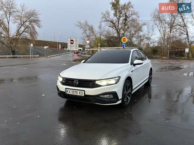 Білий Фольксваген Пассат, об'ємом двигуна 1.98 л та пробігом 87 тис. км за 35000 $, фото 1 на Automoto.ua