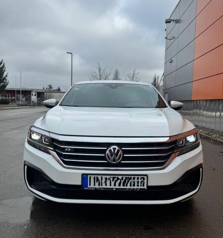 Білий Фольксваген Пассат, об'ємом двигуна 2 л та пробігом 117 тис. км за 20500 $, фото 1 на Automoto.ua