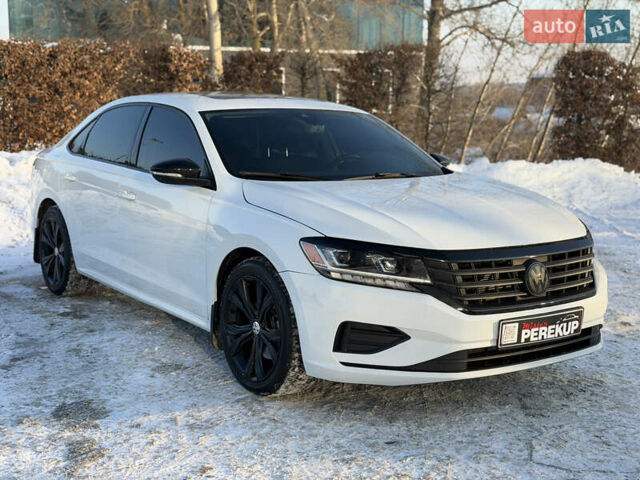 Белый Фольксваген Пассат, объемом двигателя 2 л и пробегом 58 тыс. км за 21000 $, фото 1 на Automoto.ua