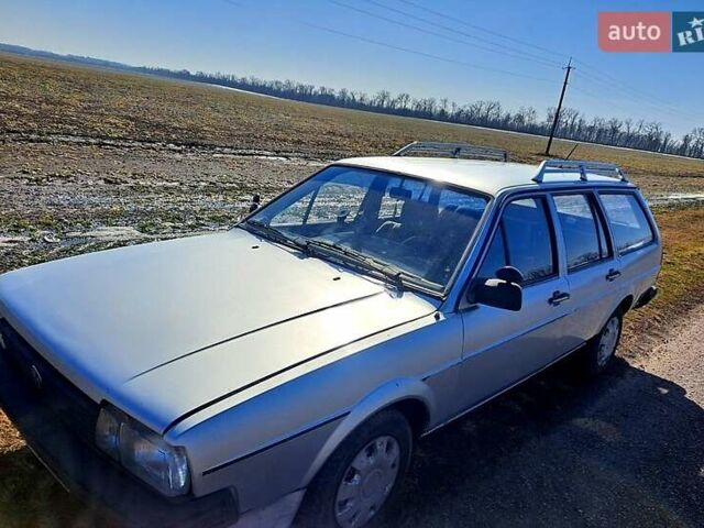 Белый Фольксваген Пассат, объемом двигателя 2 л и пробегом 290 тыс. км за 1250 $, фото 1 на Automoto.ua