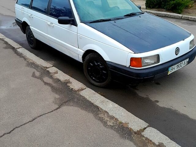 Білий Фольксваген Пассат, об'ємом двигуна 1.8 л та пробігом 252 тис. км за 950 $, фото 1 на Automoto.ua