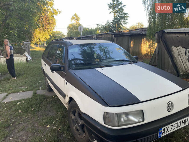 Белый Фольксваген Пассат, объемом двигателя 1.78 л и пробегом 881 тыс. км за 1850 $, фото 1 на Automoto.ua