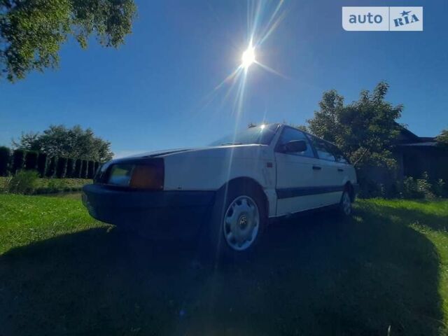 Белый Фольксваген Пассат, объемом двигателя 0 л и пробегом 425 тыс. км за 1000 $, фото 1 на Automoto.ua