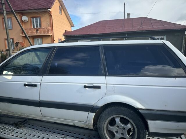 Белый Фольксваген Пассат, объемом двигателя 2 л и пробегом 250 тыс. км за 650 $, фото 1 на Automoto.ua